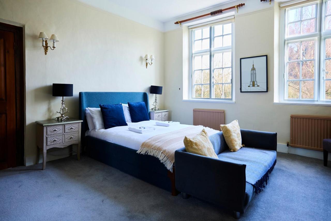 The Royal Retreat -elegant 7bdr With Garden